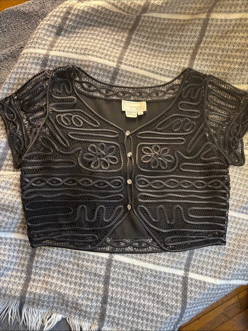 Vintage 80’s and 90’s David Warren Black Crochet-Detail Short Sleeve Crop Top
